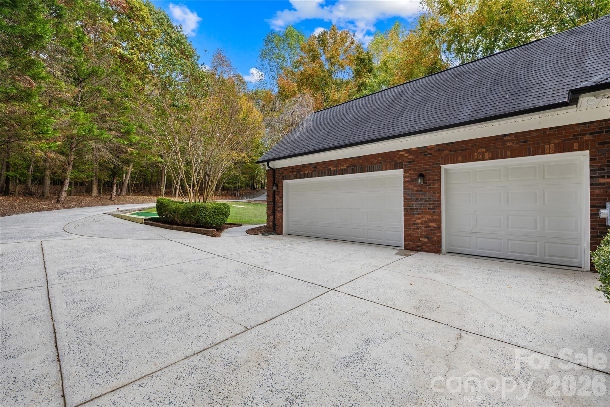 11113 Asbury Chapel Road — Huntersville