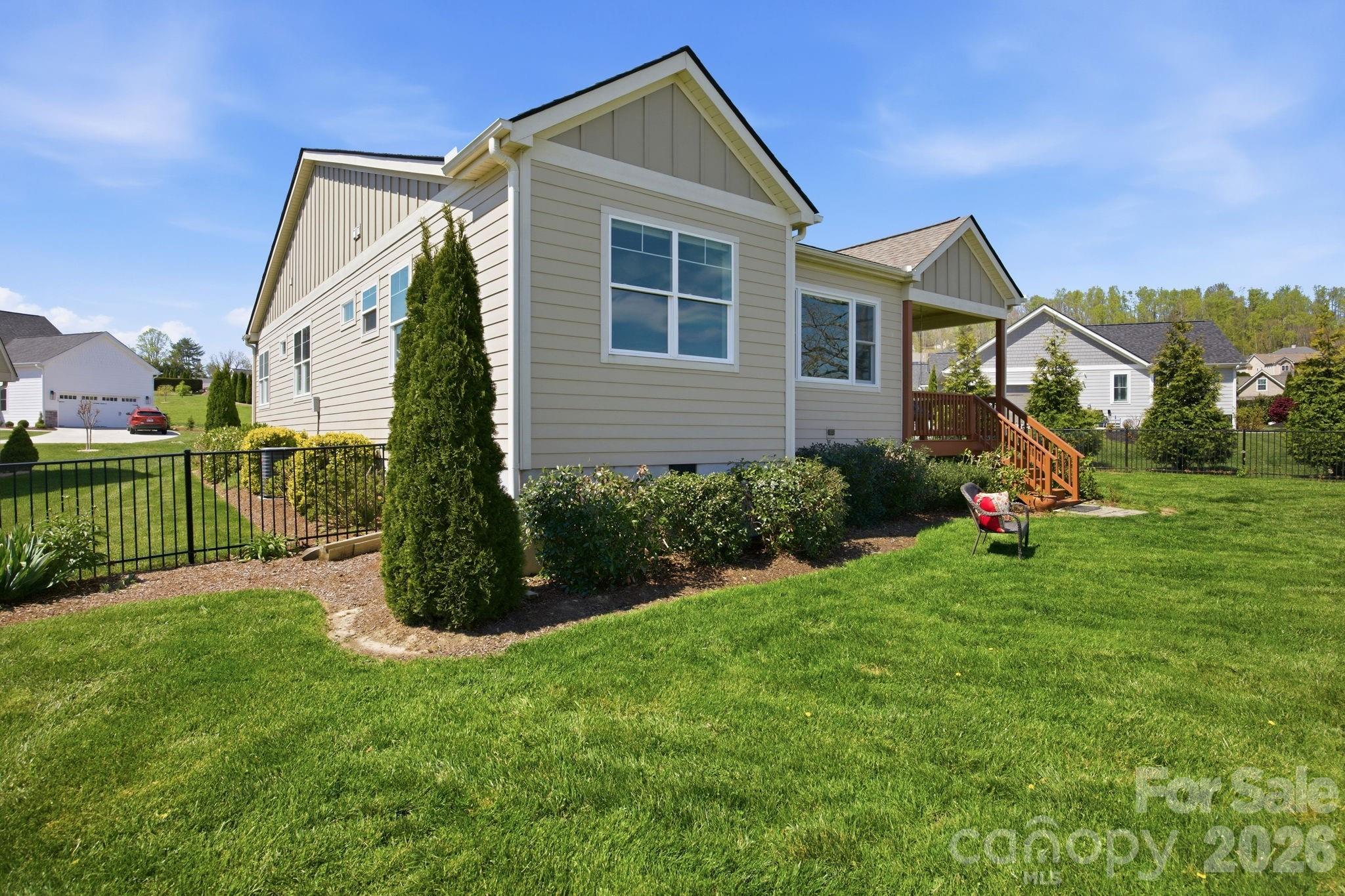 82 Blacksmith Run Drive — Hendersonville