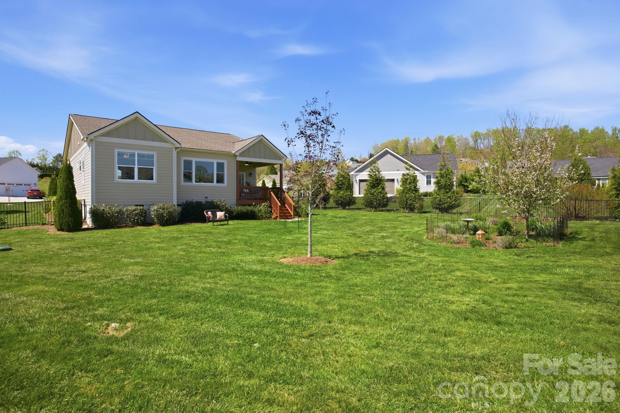 82 Blacksmith Run Drive — Hendersonville