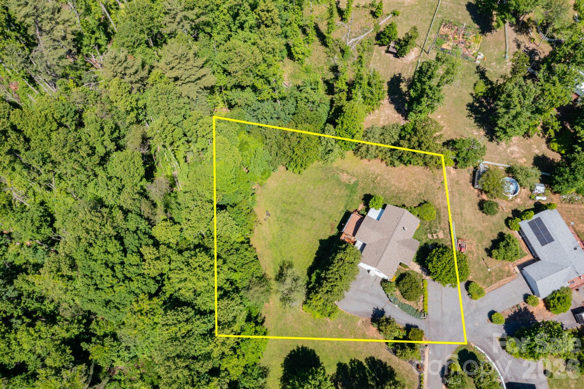 6 Arrowhead Lane — Weaverville