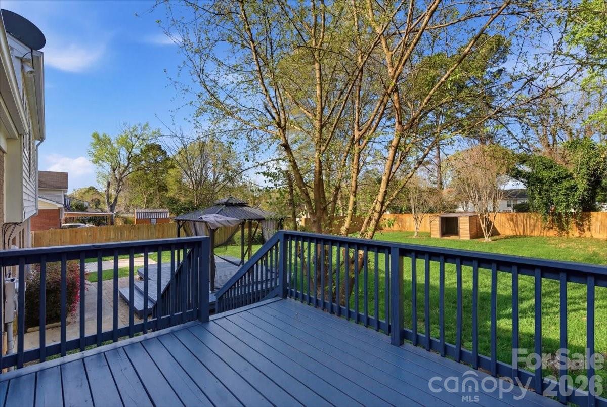 5810 Red Carriage Lane — Charlotte