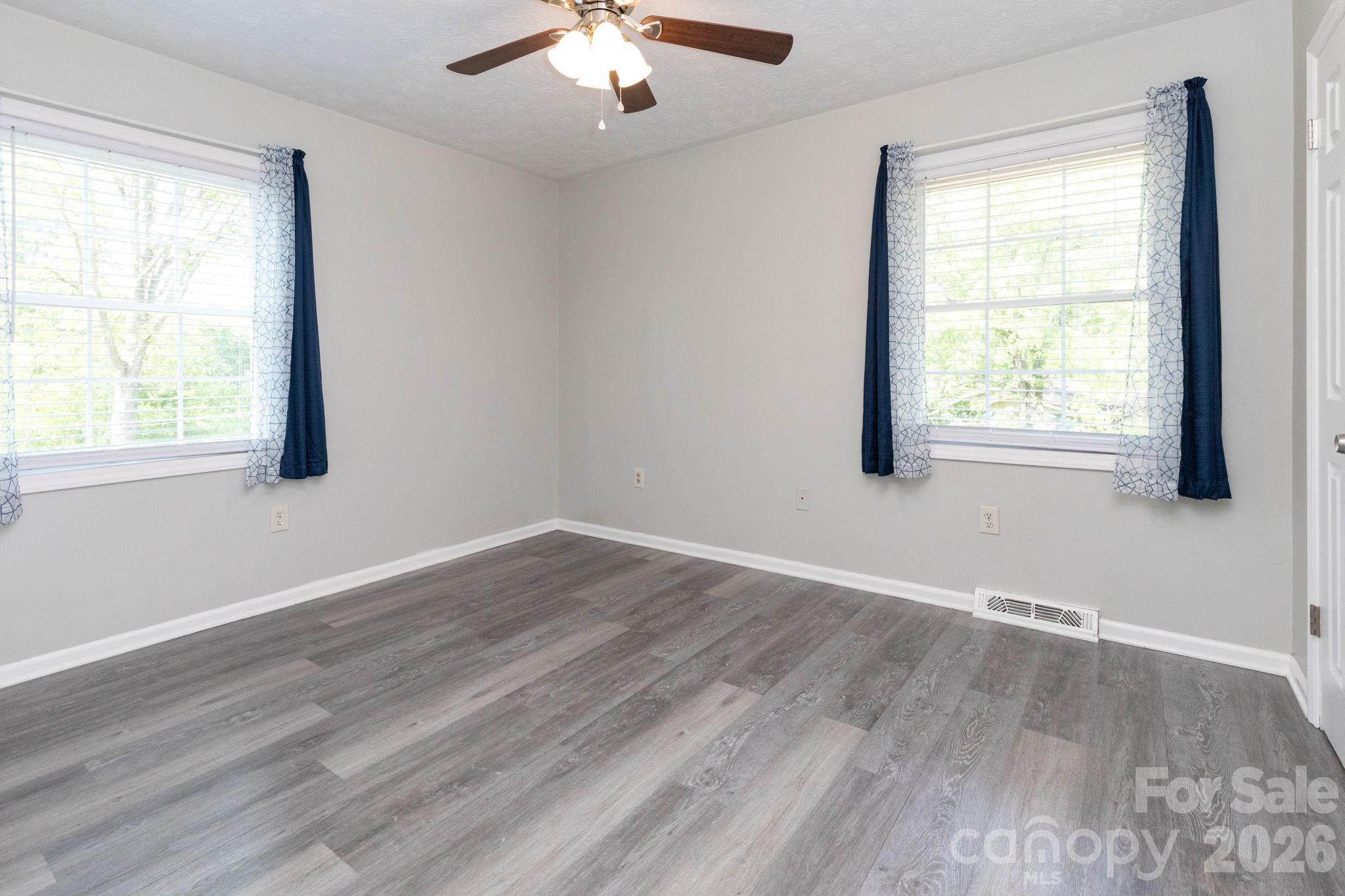 30 Compton Drive — Asheville