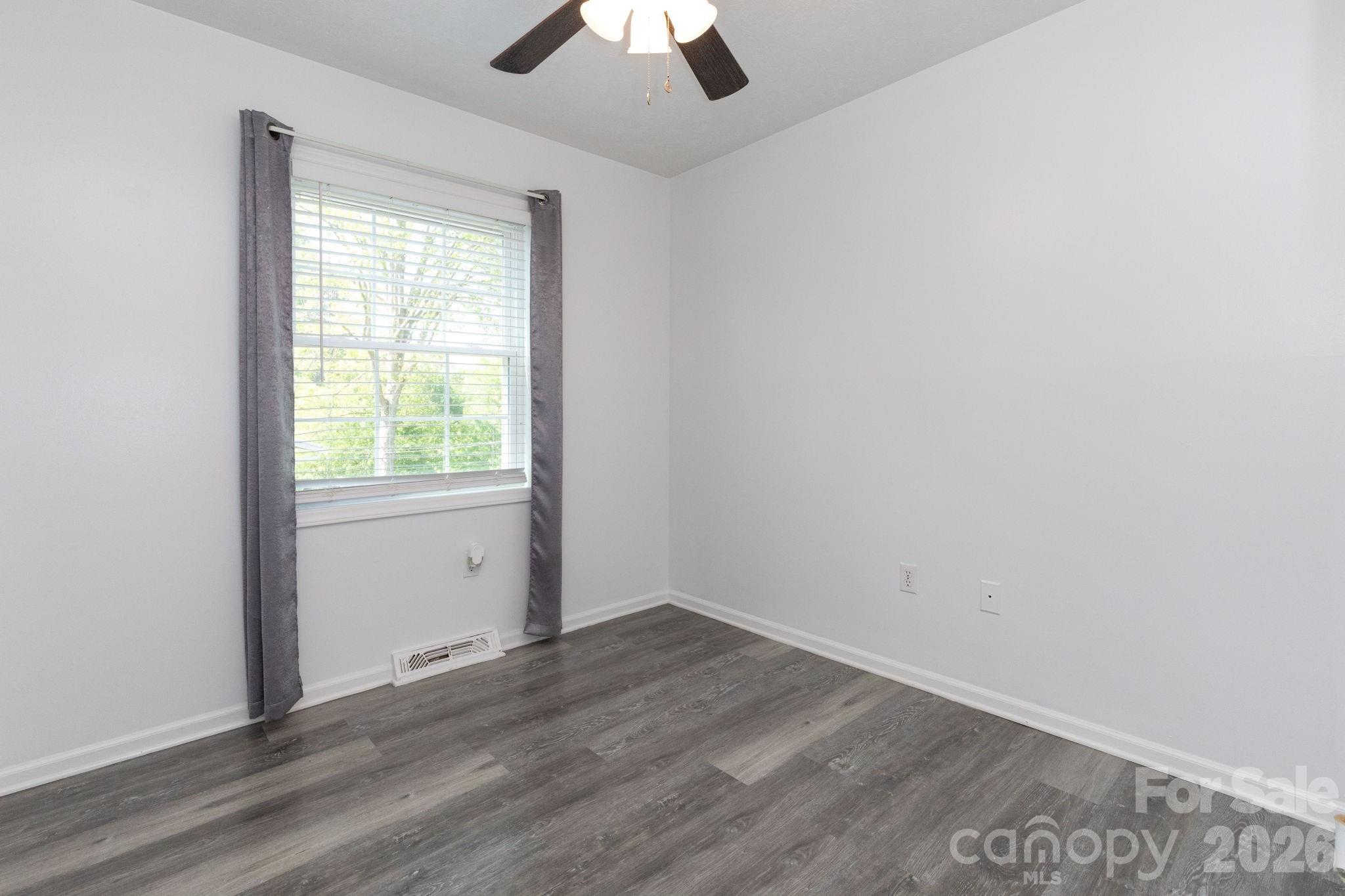 30 Compton Drive — Asheville