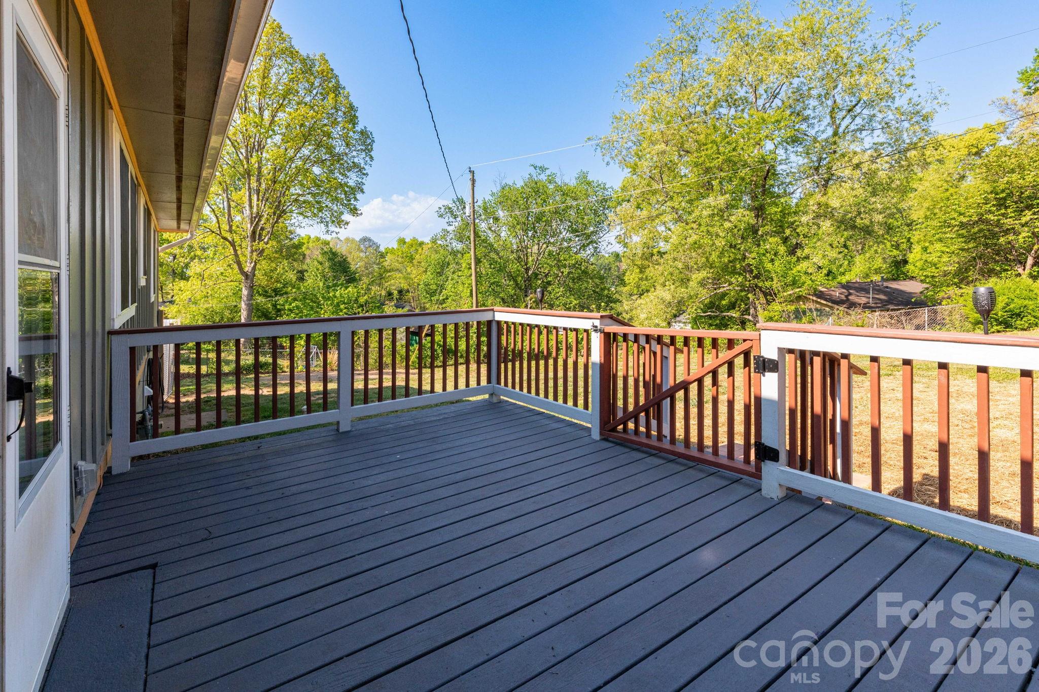 30 Compton Drive — Asheville