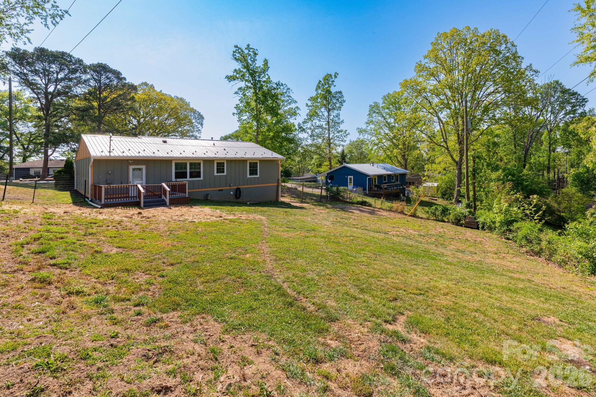 30 Compton Drive — Asheville