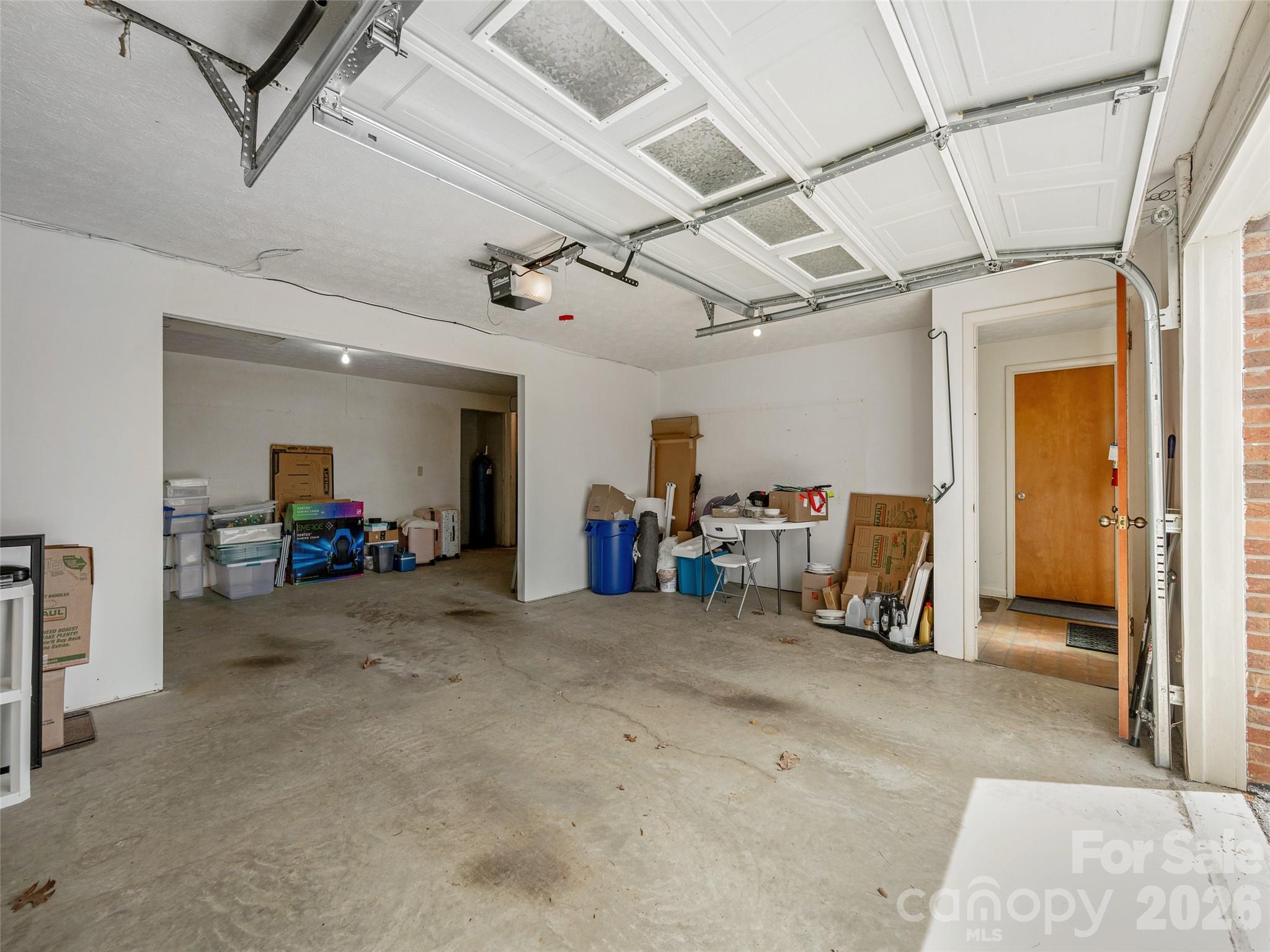 103 Oakwood Place #4 — Hendersonville