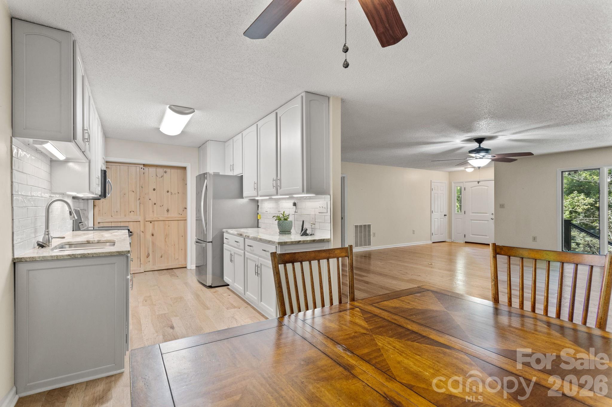 56 Cardinal Circle — Tryon