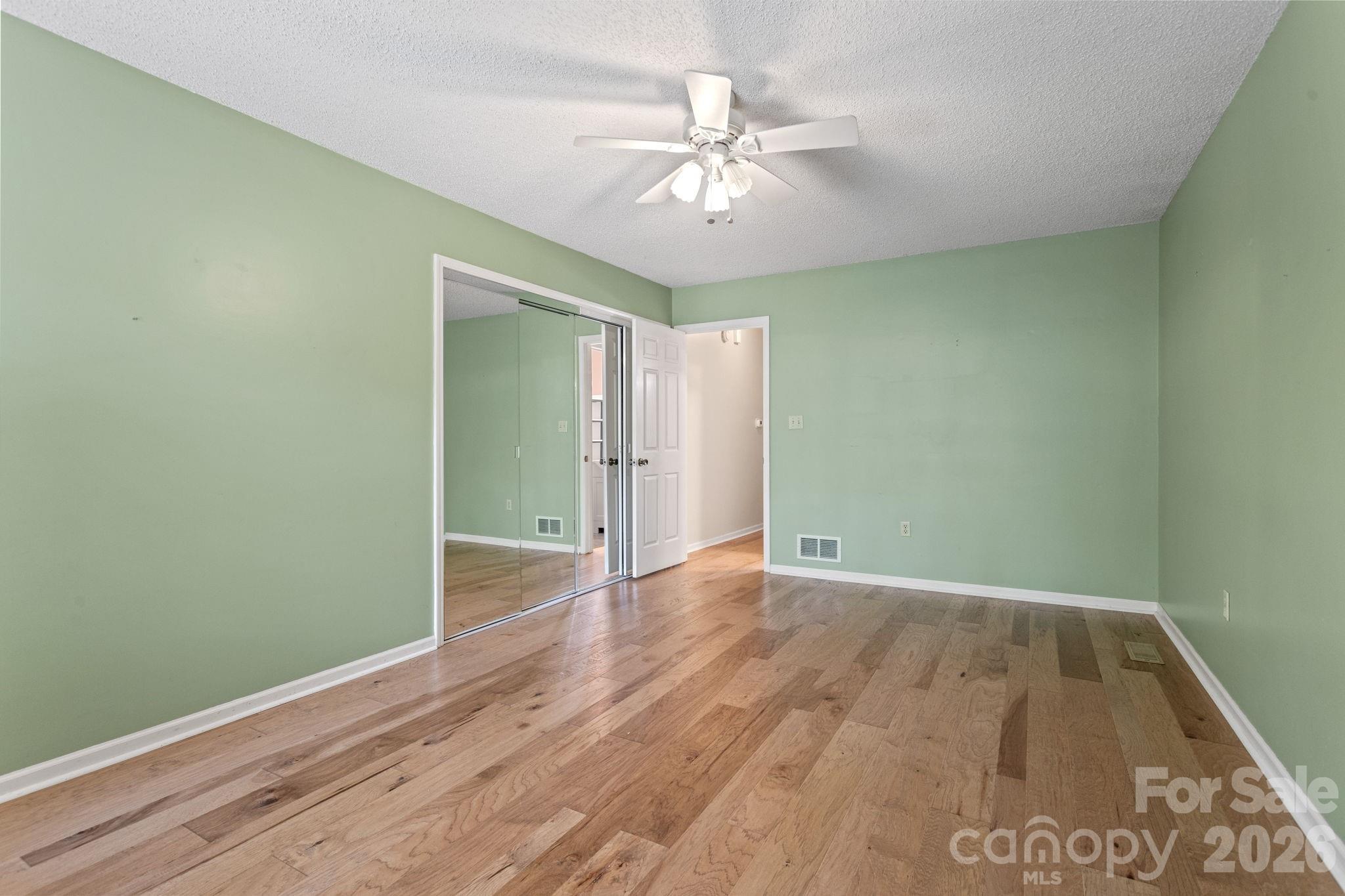 56 Cardinal Circle — Tryon