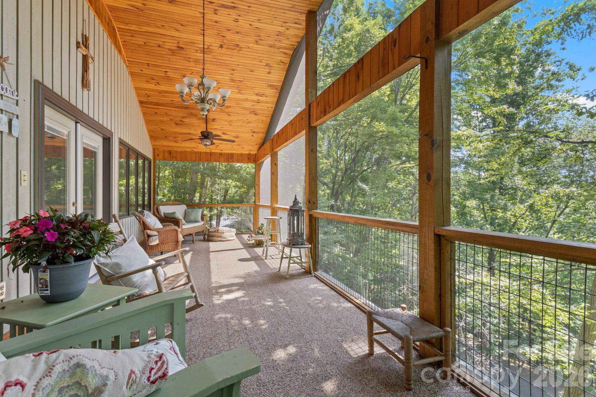 56 Cardinal Circle — Tryon
