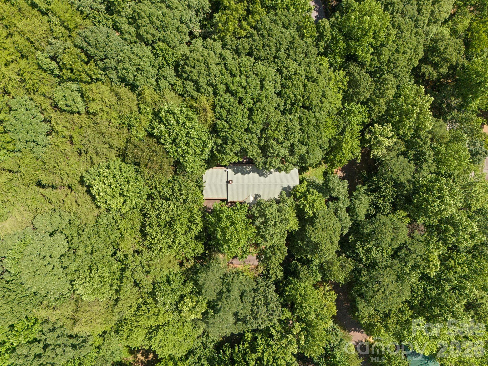 56 Cardinal Circle — Tryon