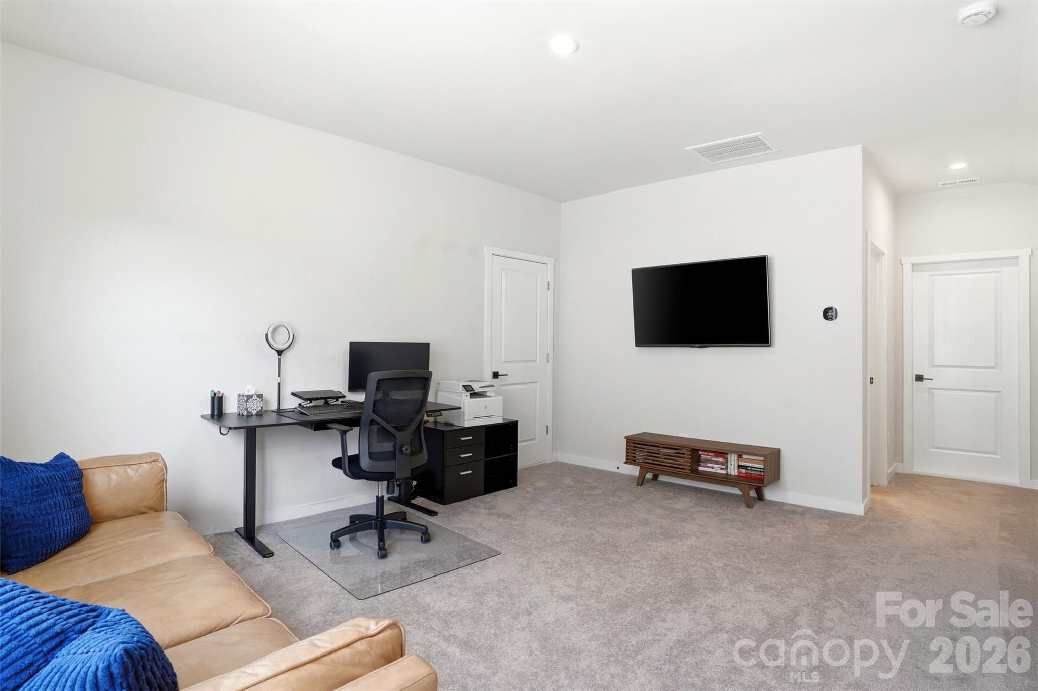 7104 Wayfarer Drive — Charlotte
