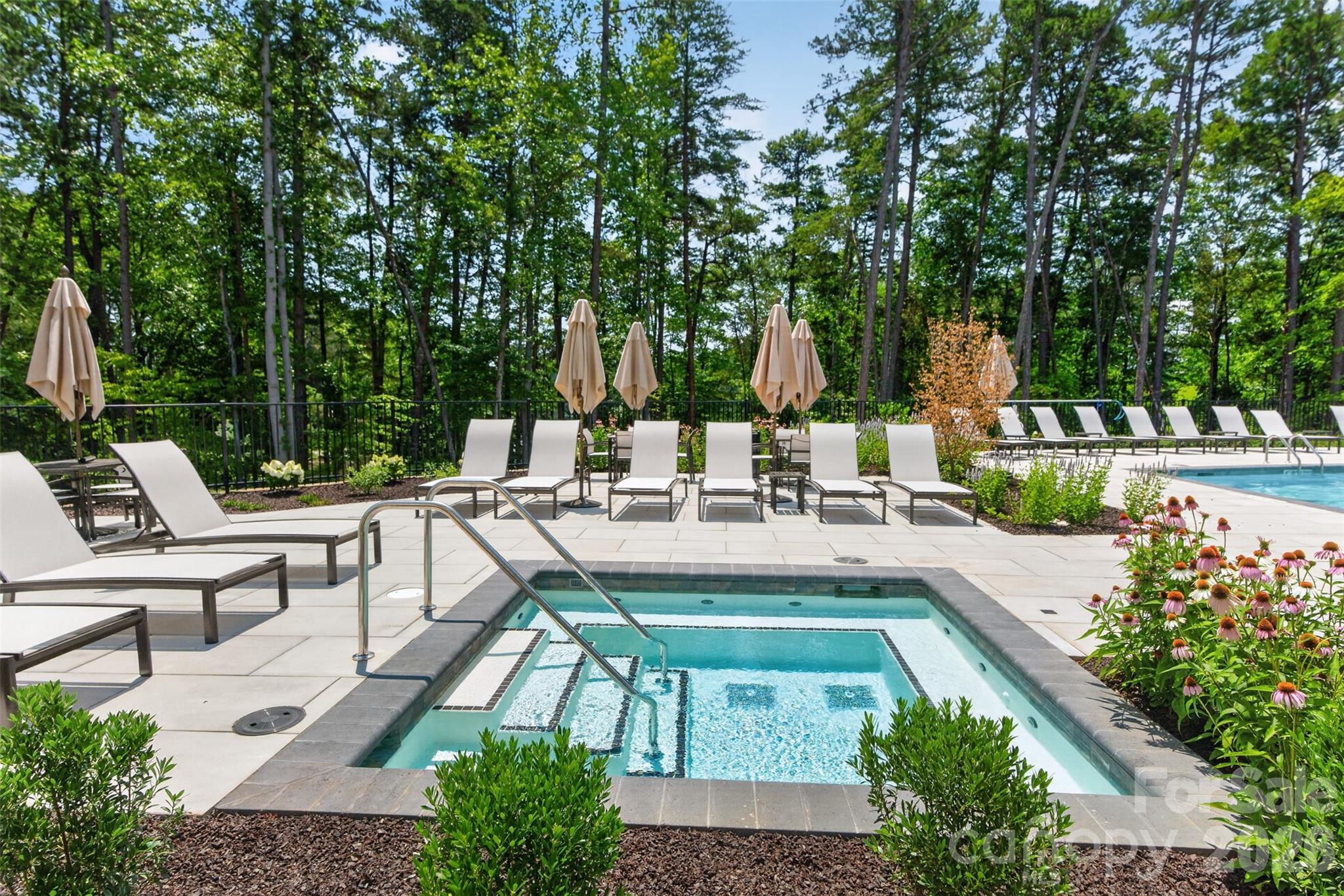 7104 Wayfarer Drive — Charlotte