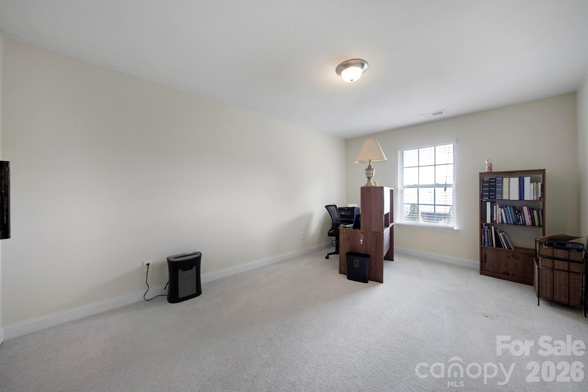 2492 Glyncastle Way — Gastonia
