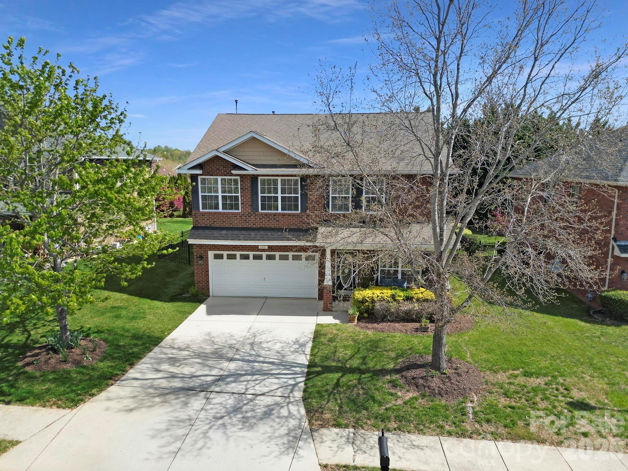 2492 Glyncastle Way — Gastonia