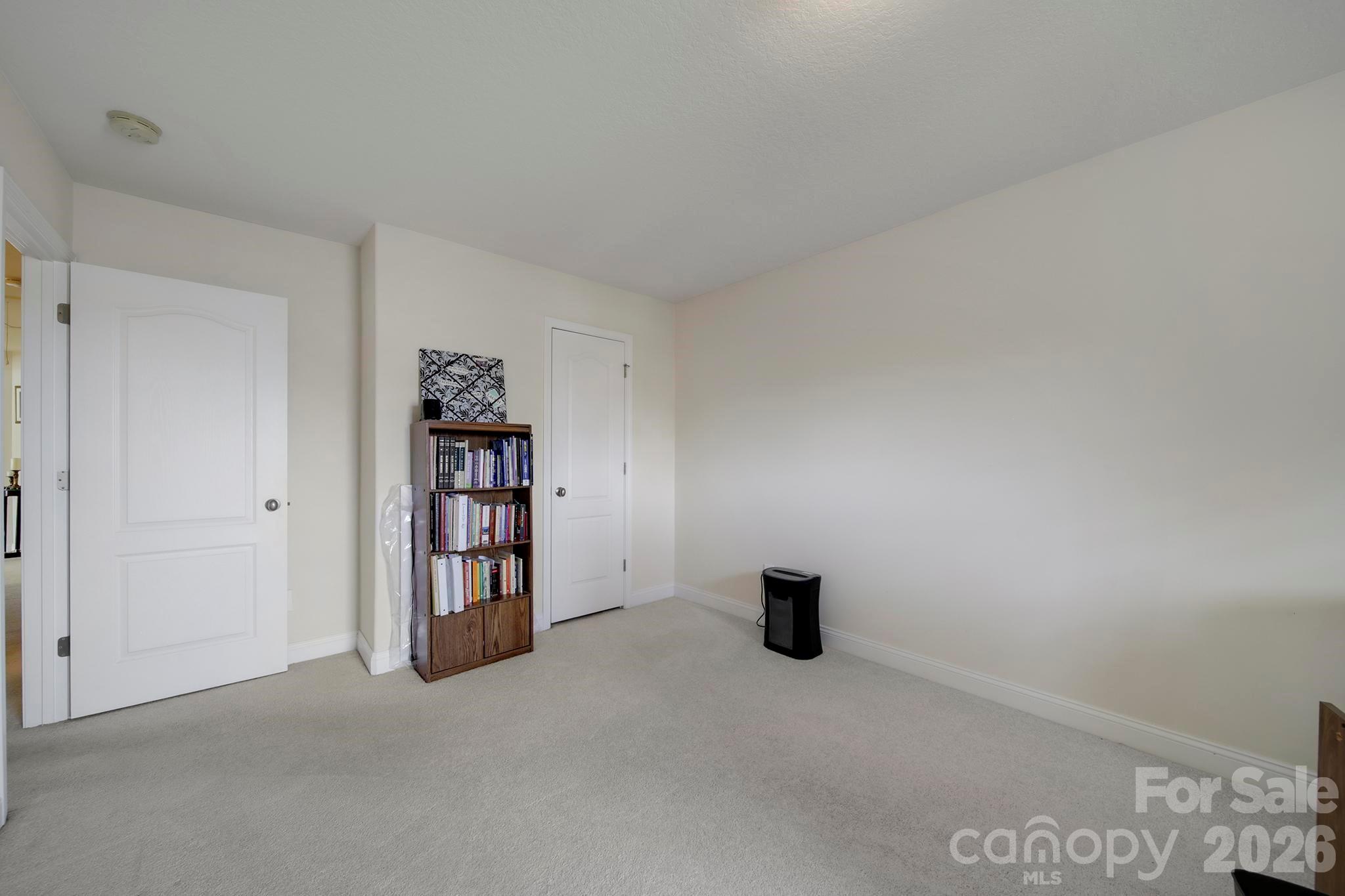 2492 Glyncastle Way — Gastonia