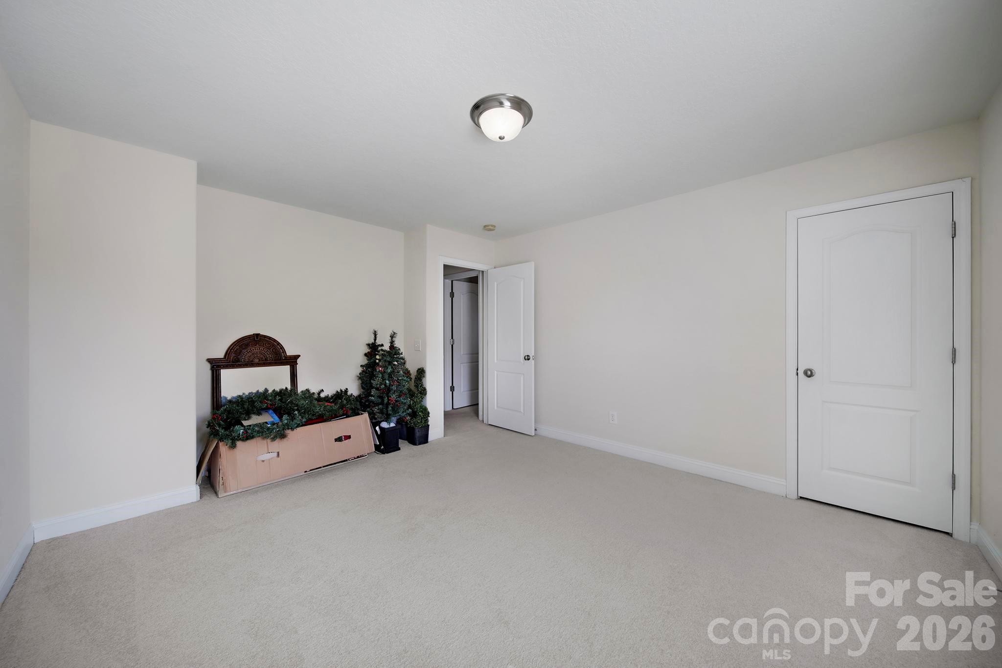 2492 Glyncastle Way — Gastonia