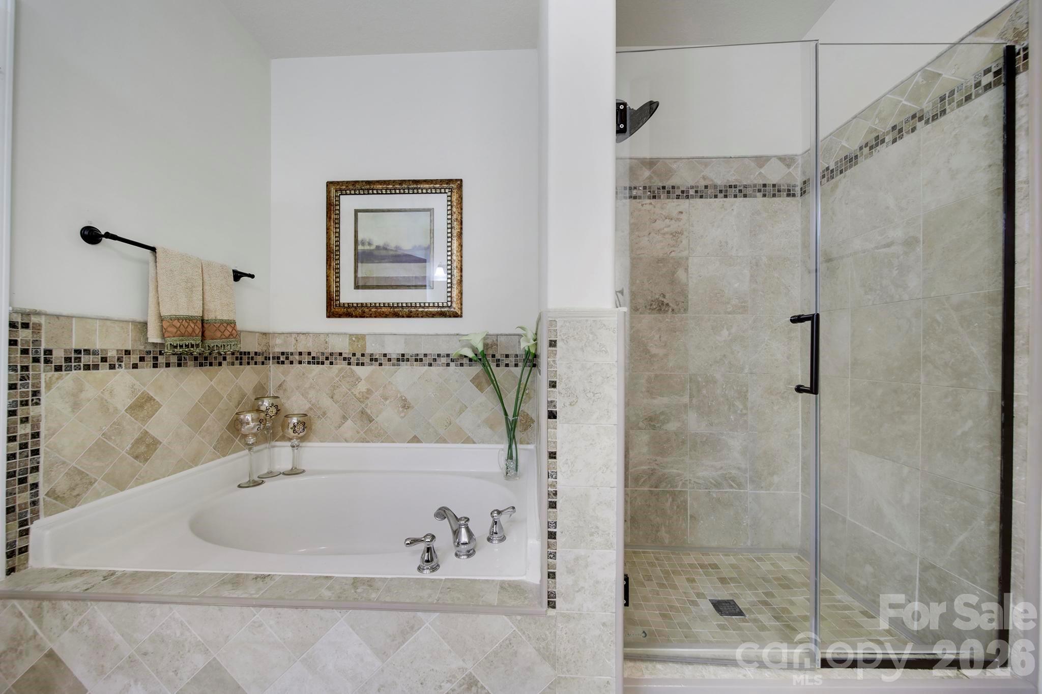 2492 Glyncastle Way — Gastonia