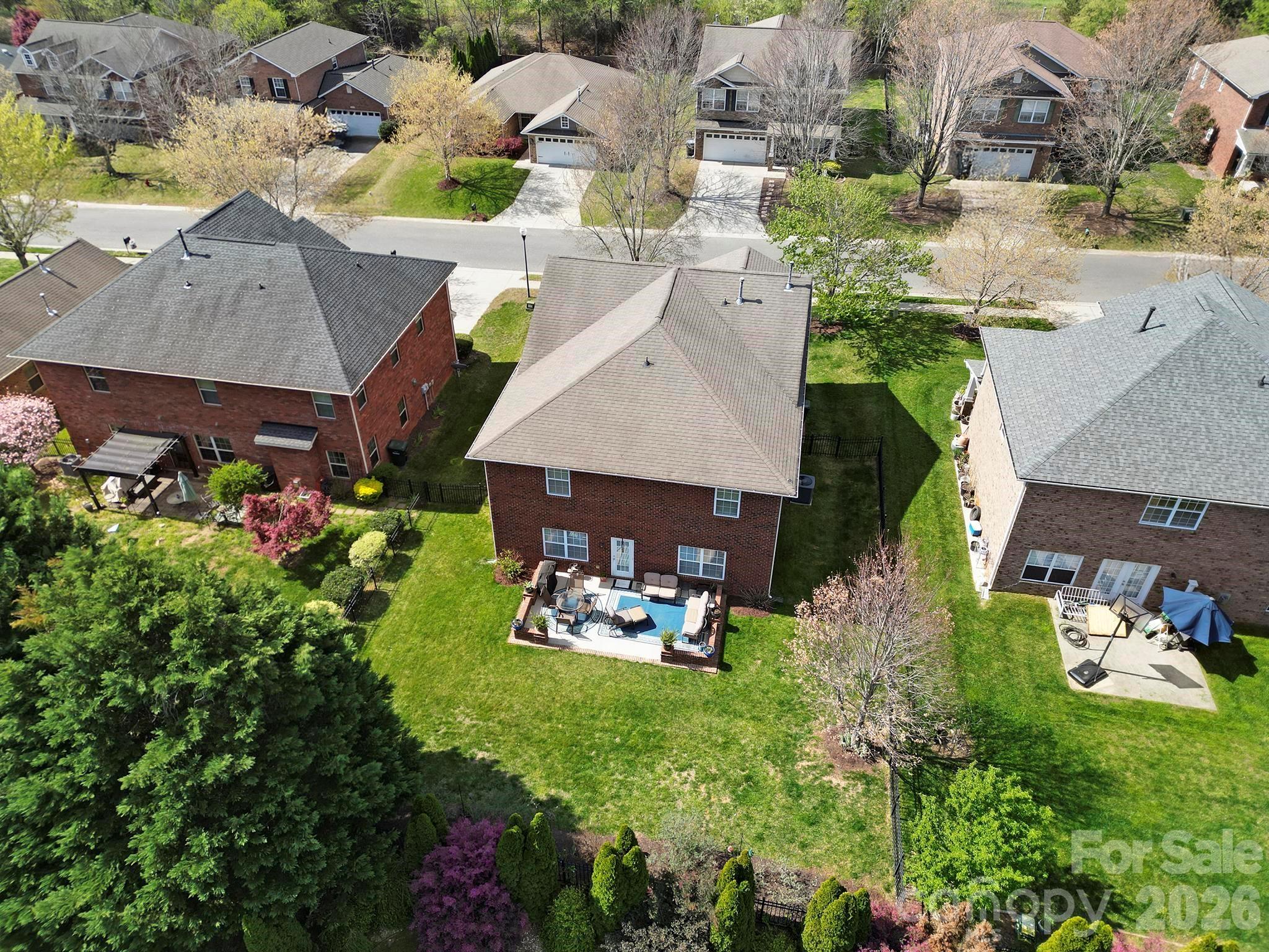 2492 Glyncastle Way — Gastonia