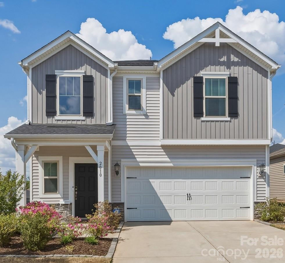 2010 Red Ash Drive — Charlotte