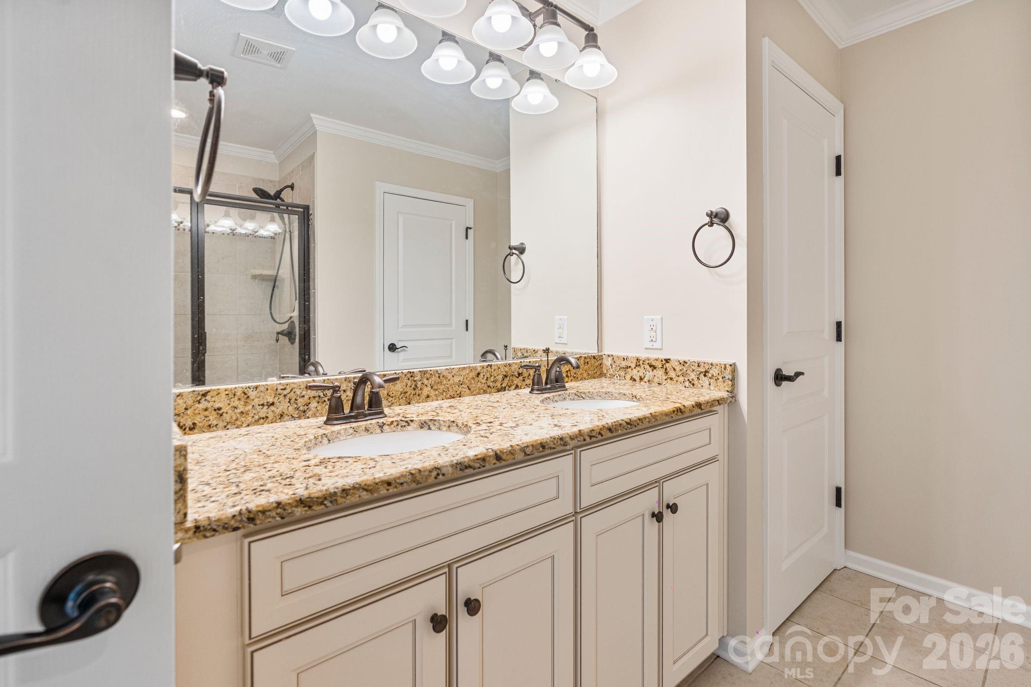 4615 Memphian Court — Charlotte