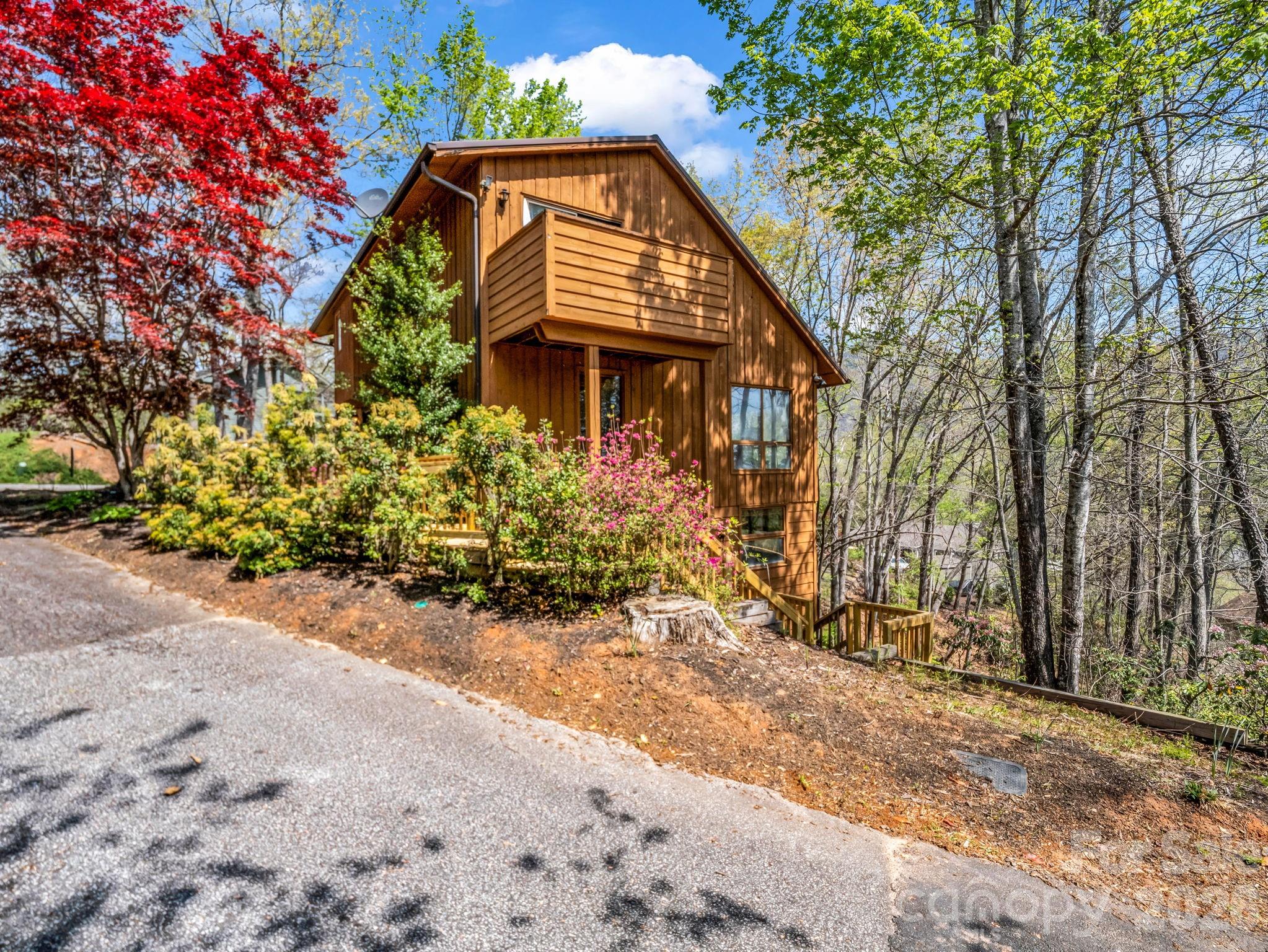 307 Watership Road — Lake Lure