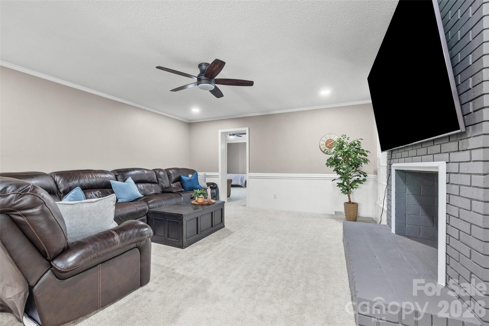 10500 Doylestown Road — Matthews