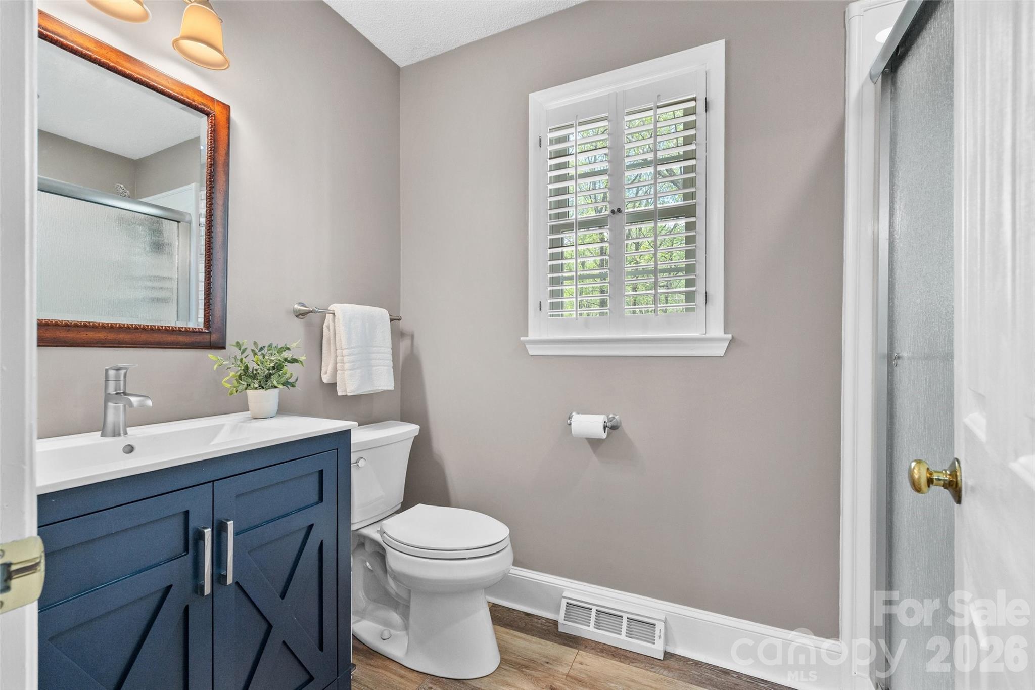 10500 Doylestown Road — Matthews