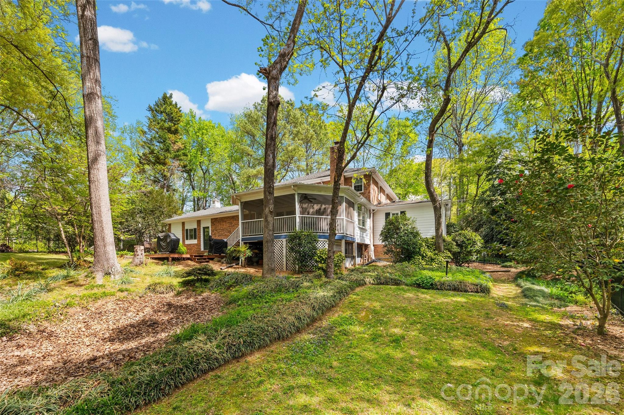 10500 Doylestown Road — Matthews