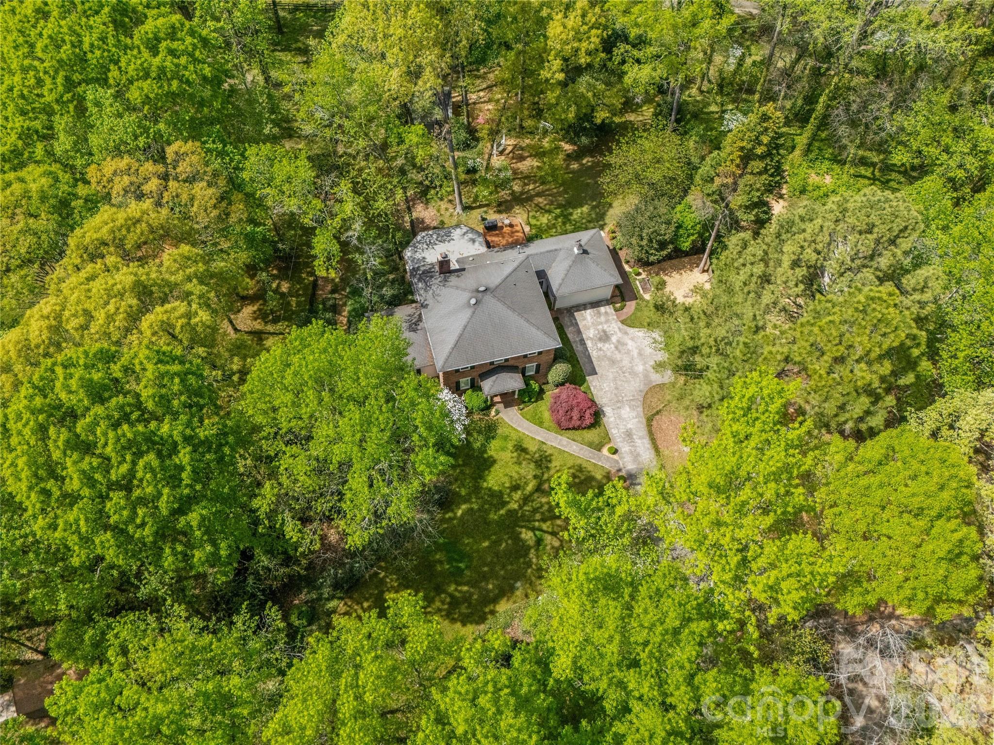 10500 Doylestown Road — Matthews