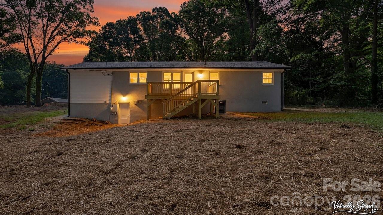 520 Summerow Road — Stanley