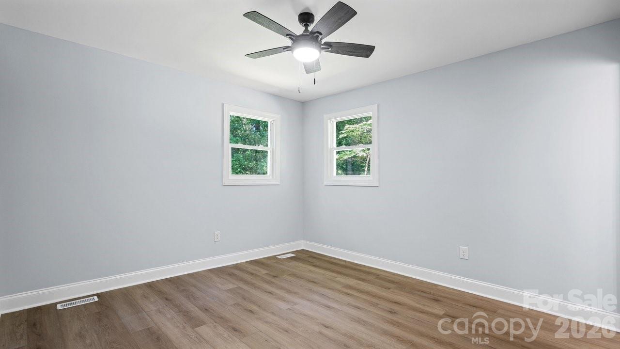 520 Summerow Road — Stanley