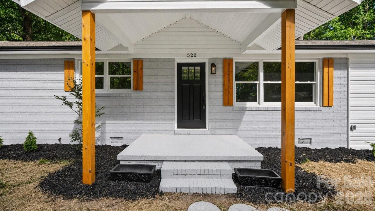 520 Summerow Road — Stanley