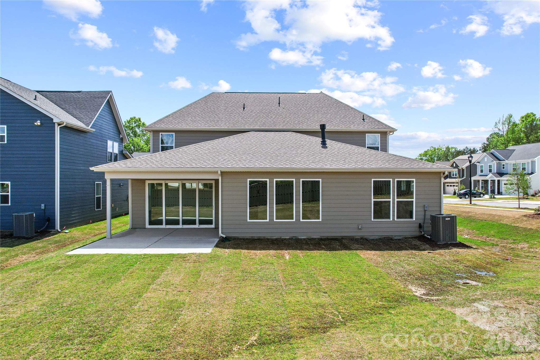 13907 Penbury Lane — Charlotte