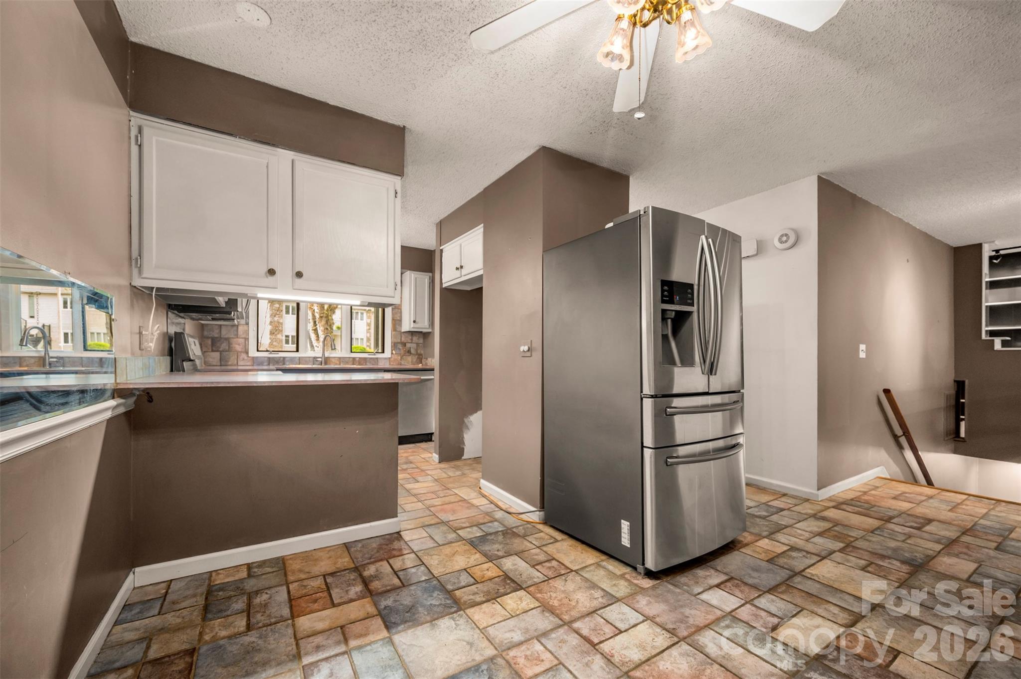 451 Britton Creek Drive — Hendersonville