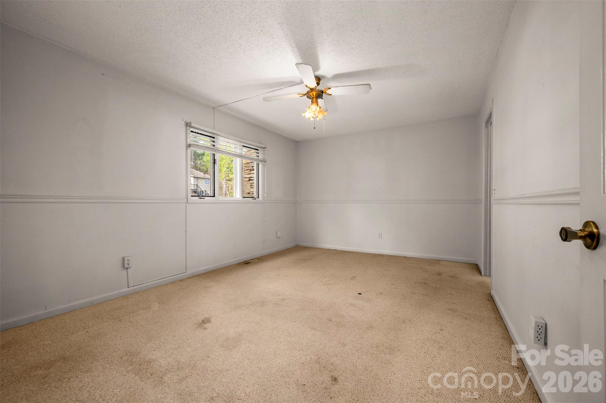 451 Britton Creek Drive — Hendersonville