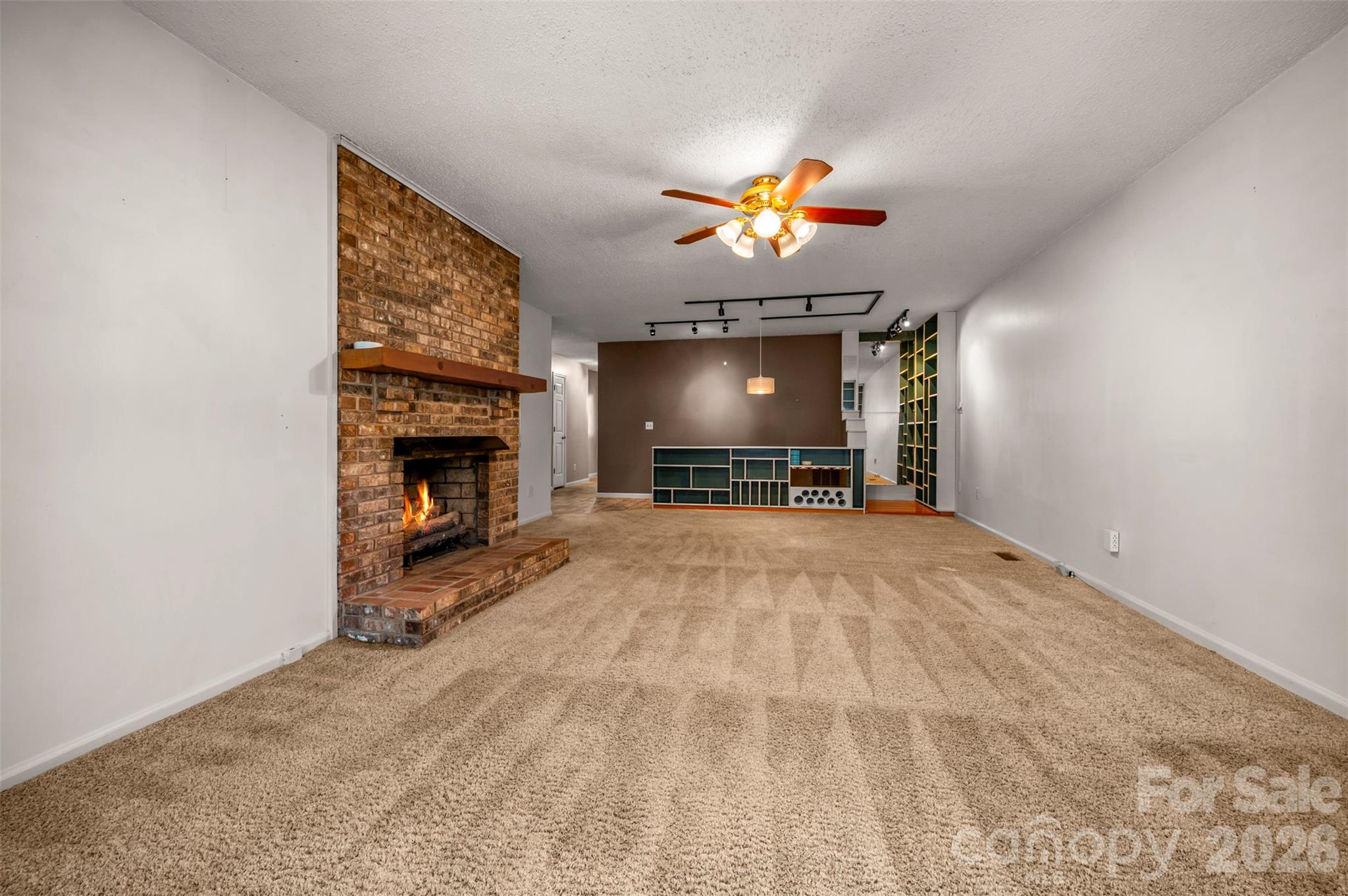 451 Britton Creek Drive — Hendersonville