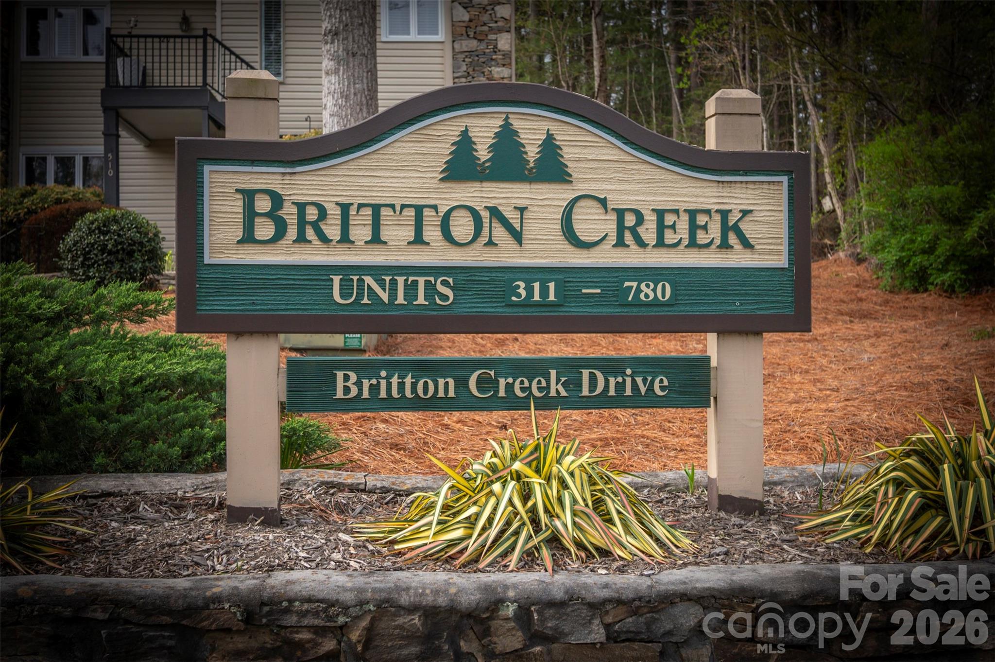 451 Britton Creek Drive — Hendersonville