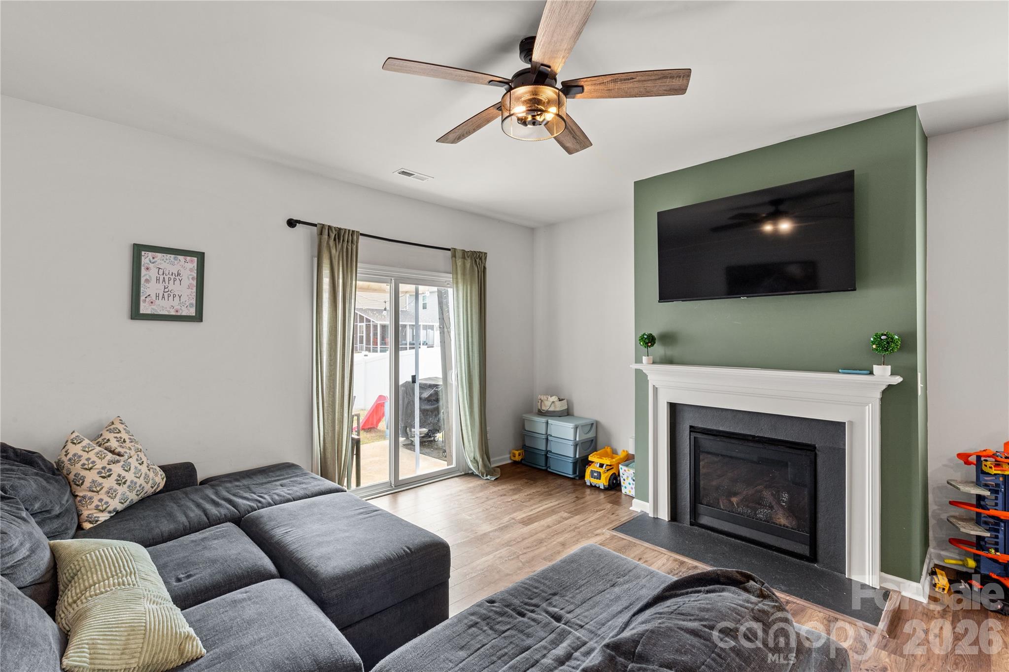 559 King Clover Lane — Clover