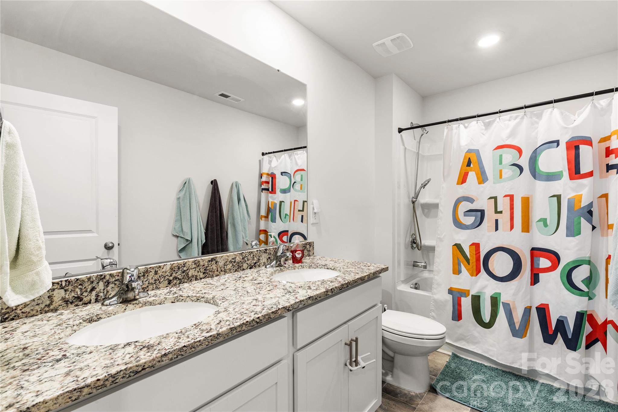559 King Clover Lane — Clover
