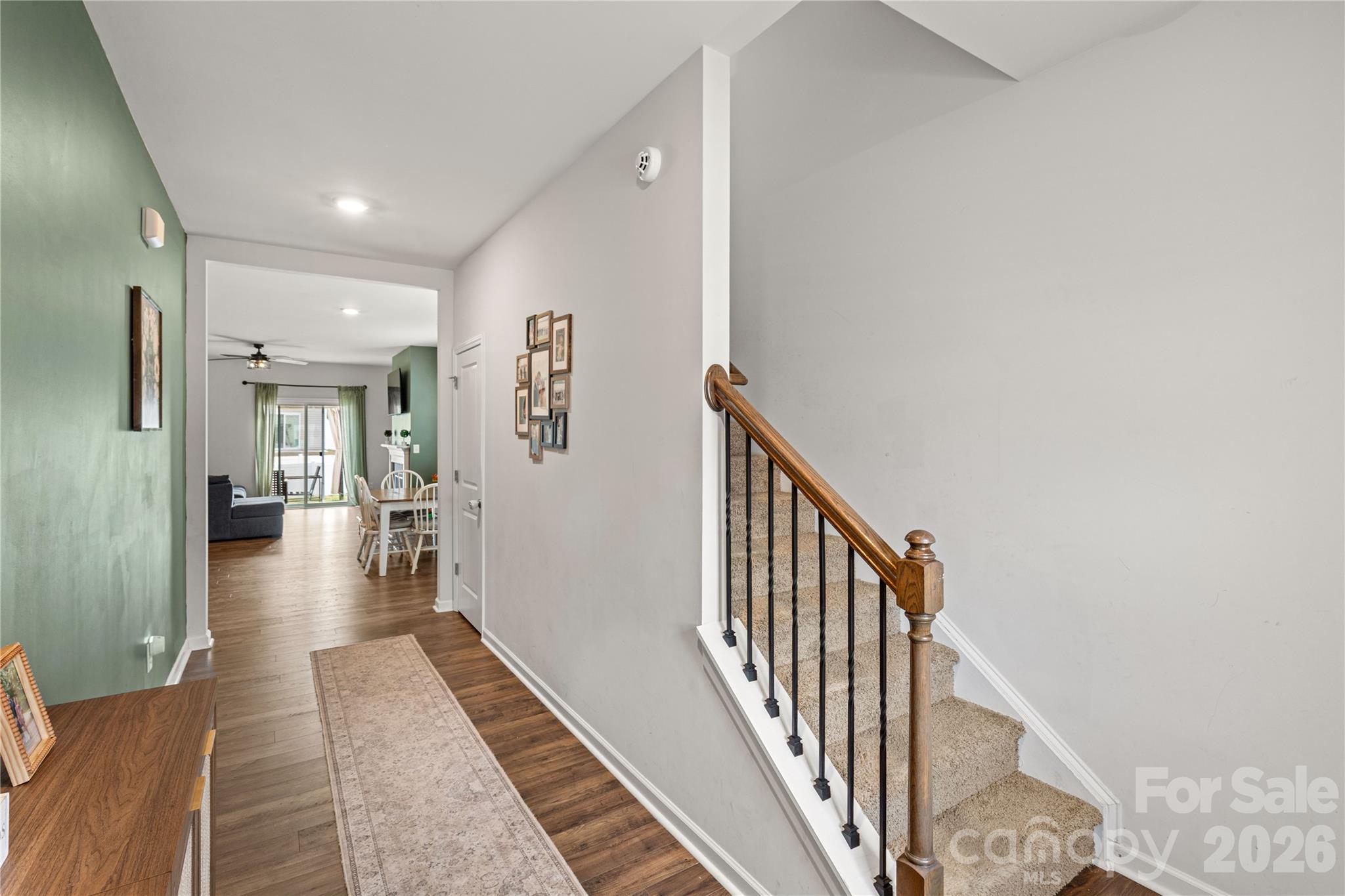 559 King Clover Lane — Clover