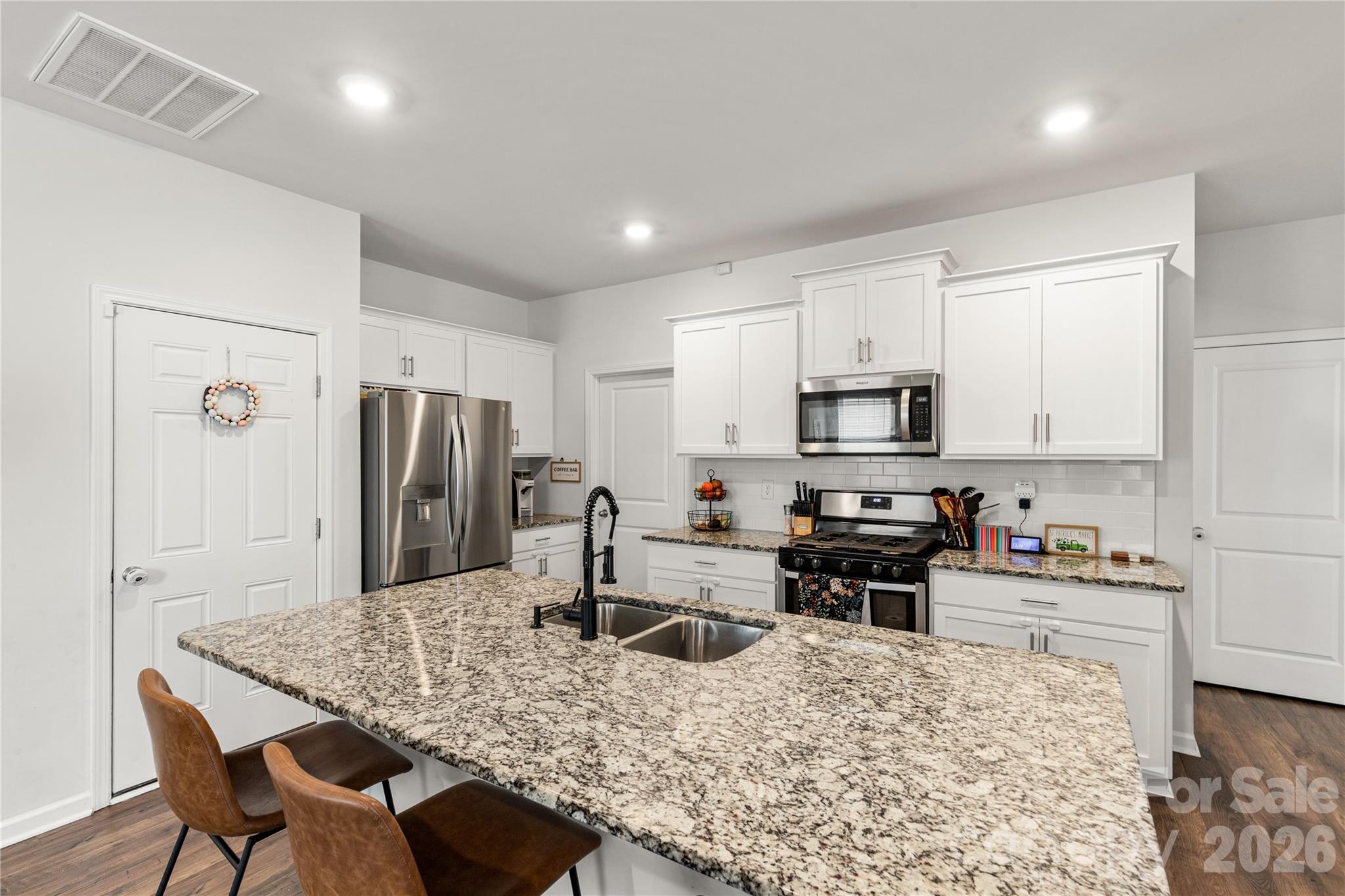559 King Clover Lane — Clover