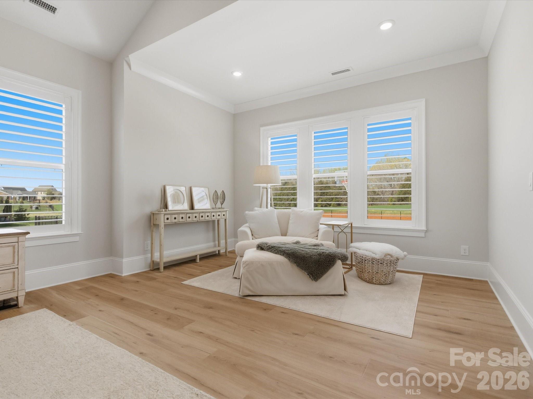 1008 Broadmoor Drive — Marvin