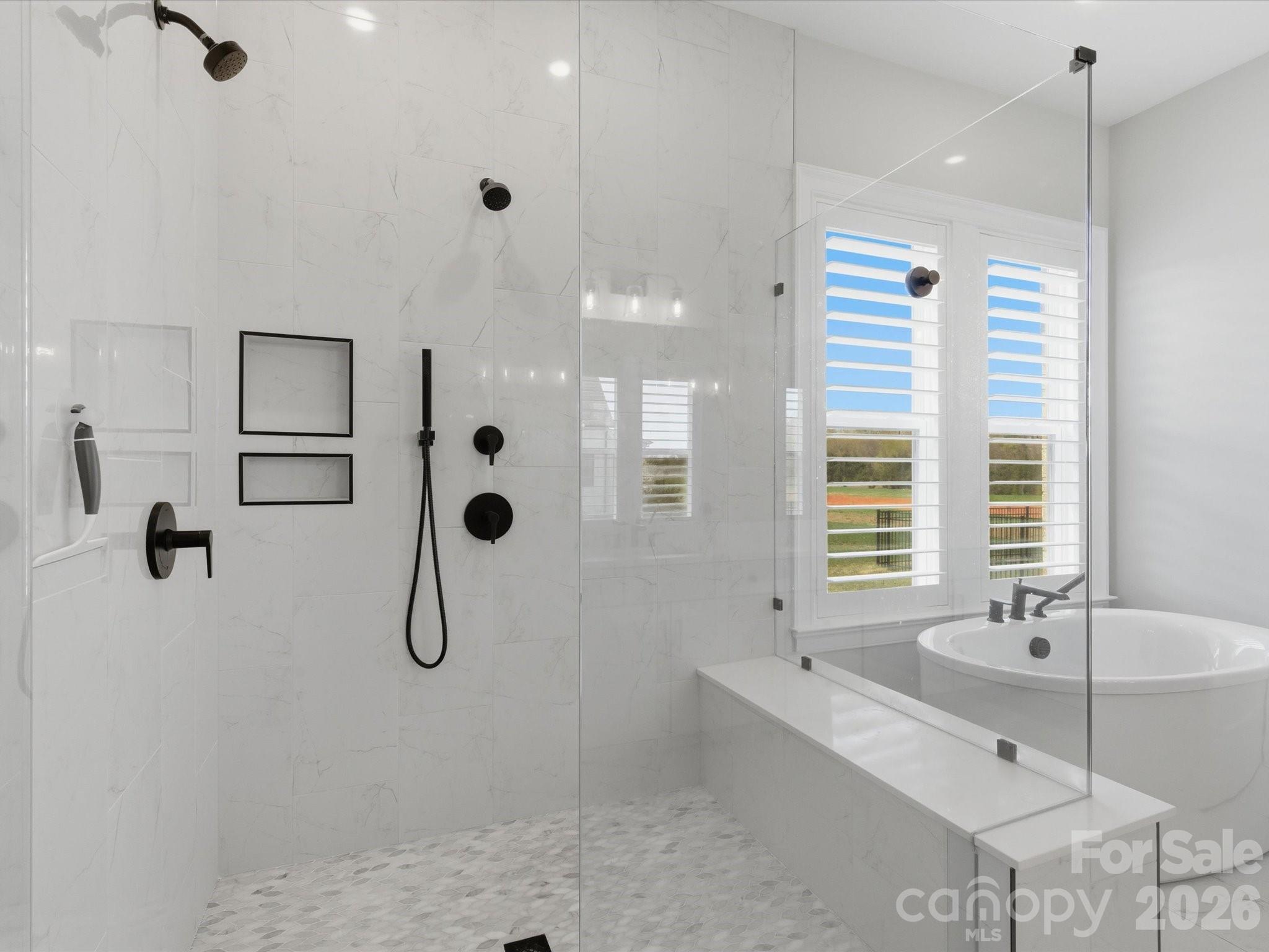 1008 Broadmoor Drive — Marvin