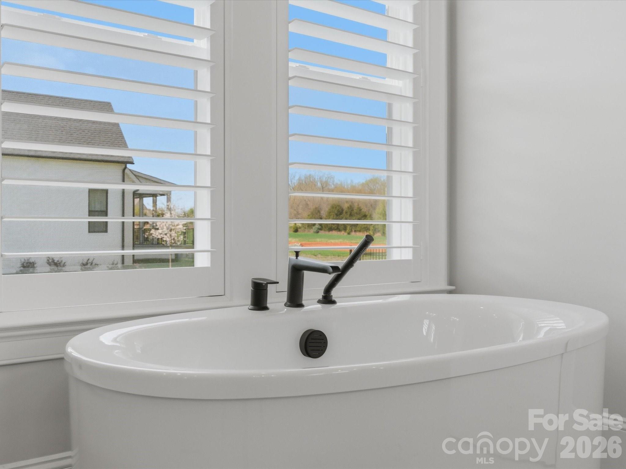1008 Broadmoor Drive — Marvin