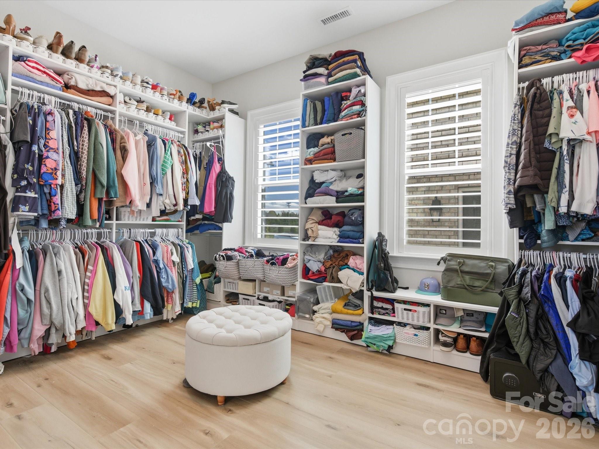 1008 Broadmoor Drive — Marvin