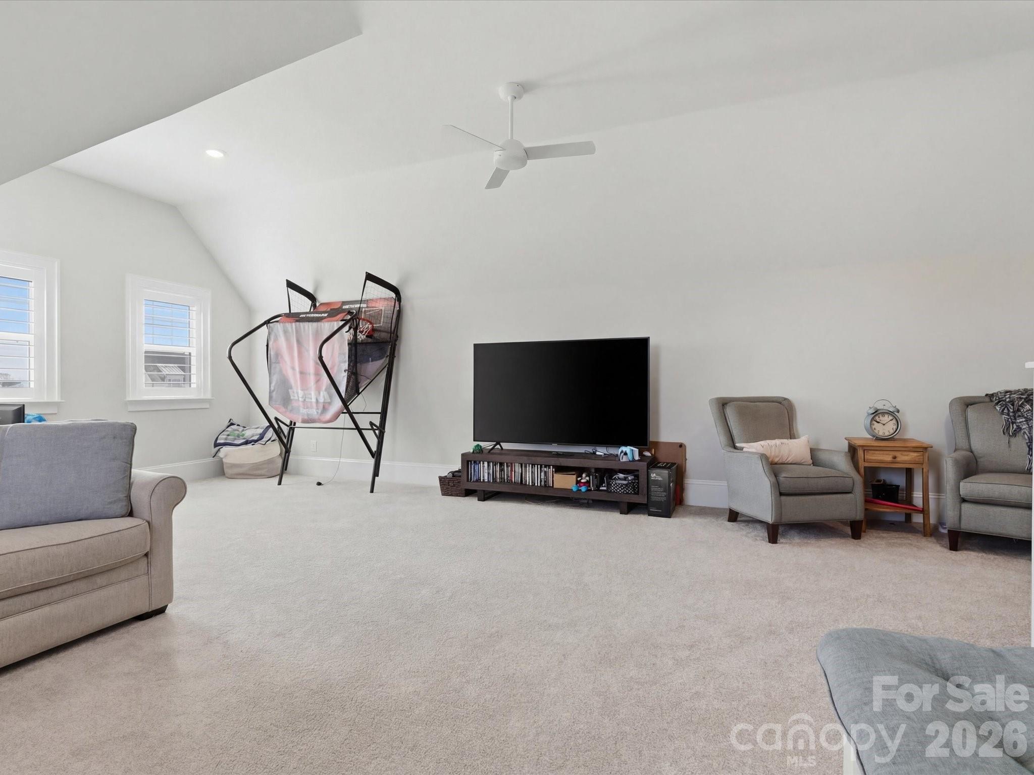 1008 Broadmoor Drive — Marvin