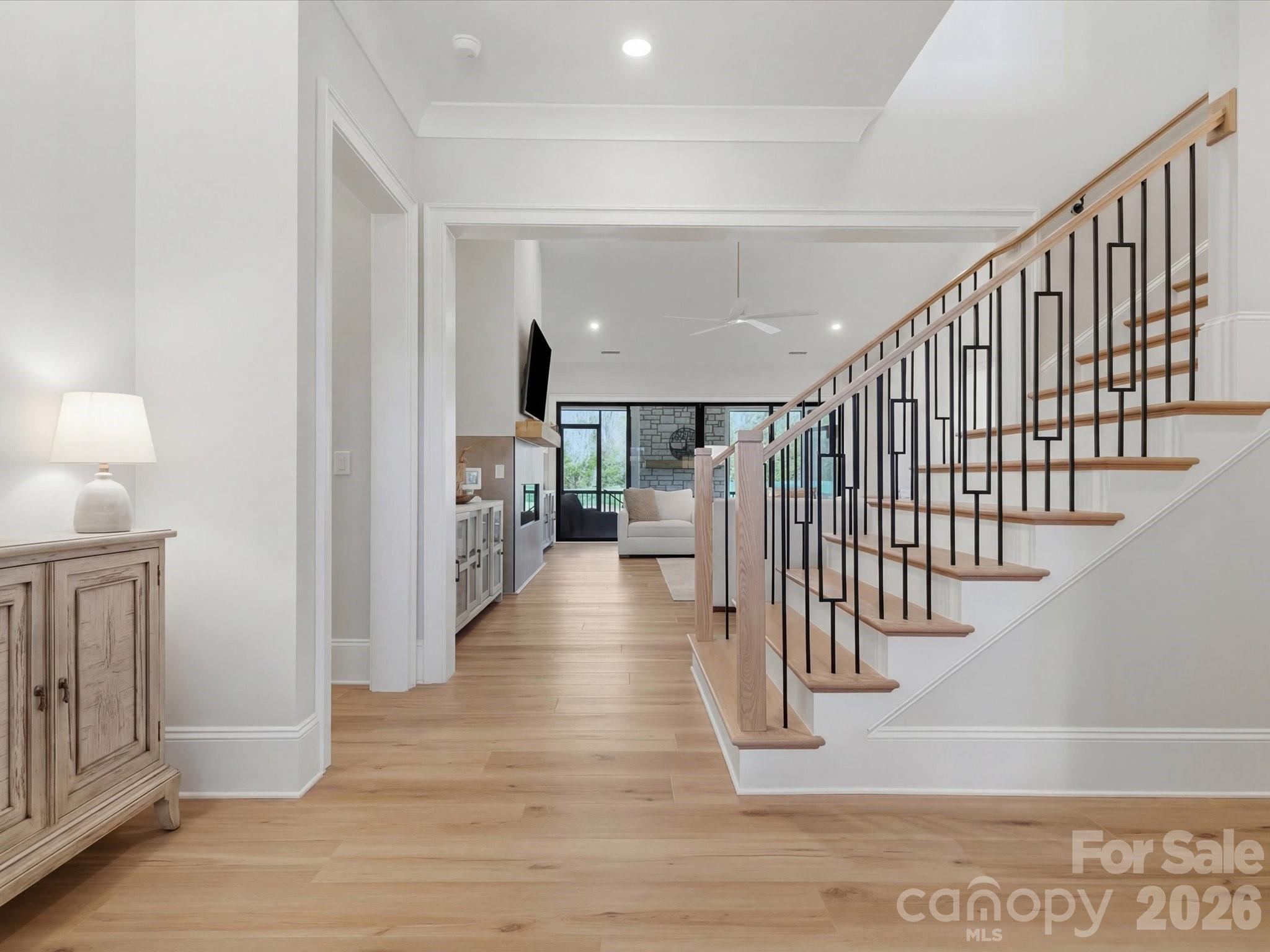 1008 Broadmoor Drive — Marvin