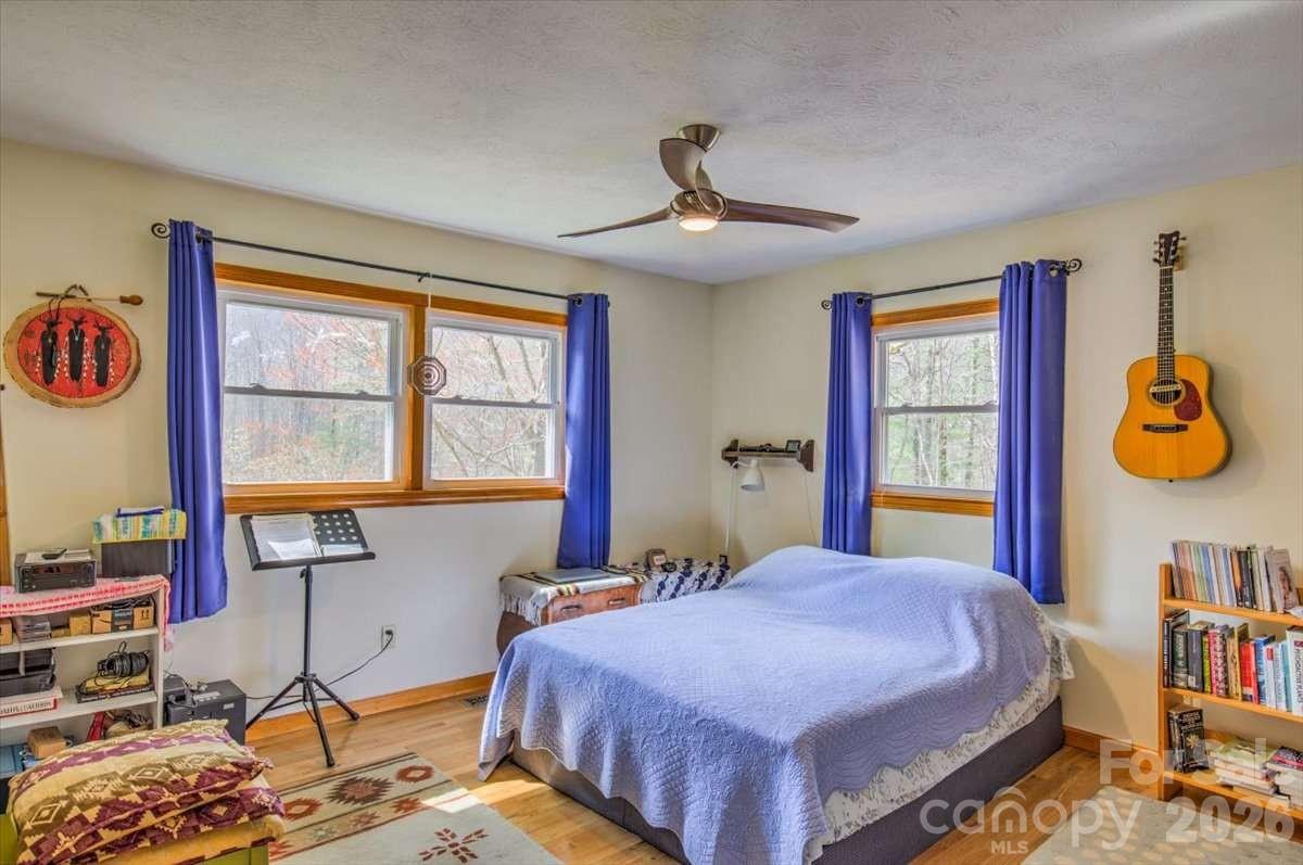 972 Harper Road — Hendersonville