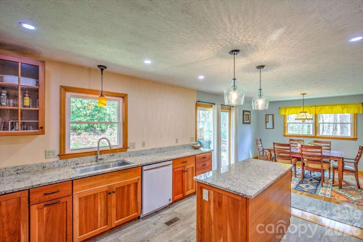972 Harper Road — Hendersonville