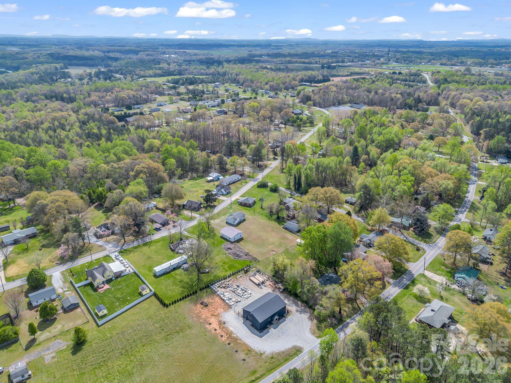 208 Oak Drive — Shelby